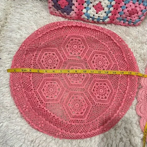 4 VINTAGE Lot Pillowcases Pink Round Crochet Battenburg Lace Square Patchwork - Picture 3 of 11